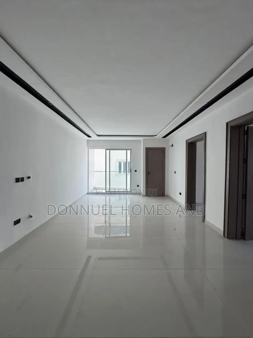 2bdrm Block of Flats in Lekki Phase 1 for rent in Lekki Phase 1