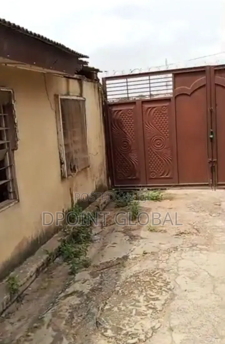 12bdrm Block of Flats in Not Estate, Boys Town for sale in Boys Town