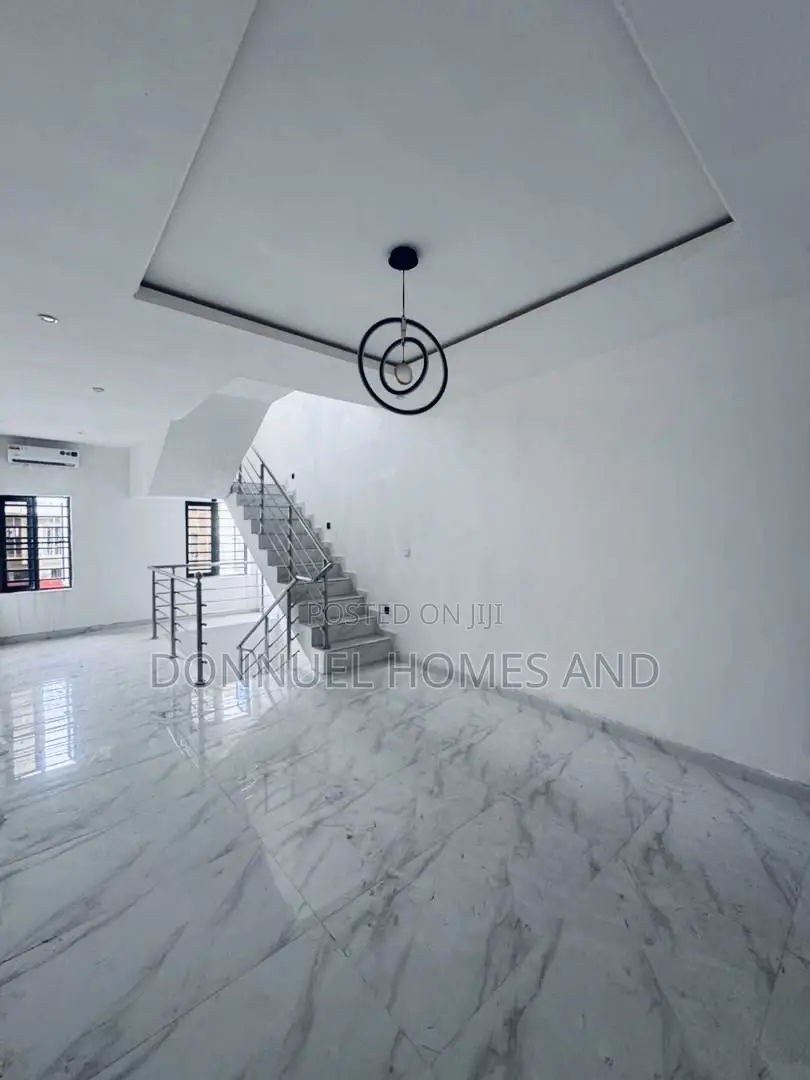 2bdrm Townhouse / Terrace in Ikate for rent in Ikate