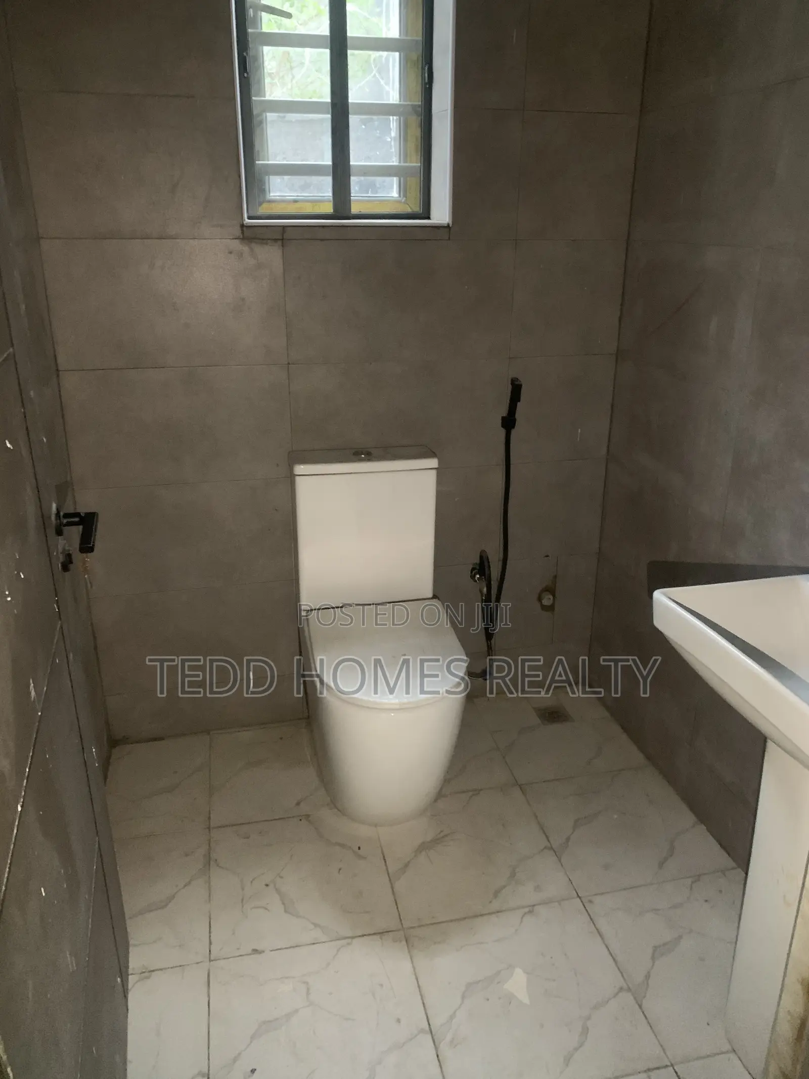 Furnished 1bdrm Apartment in Igbo Efon for rent in Igbo-efon