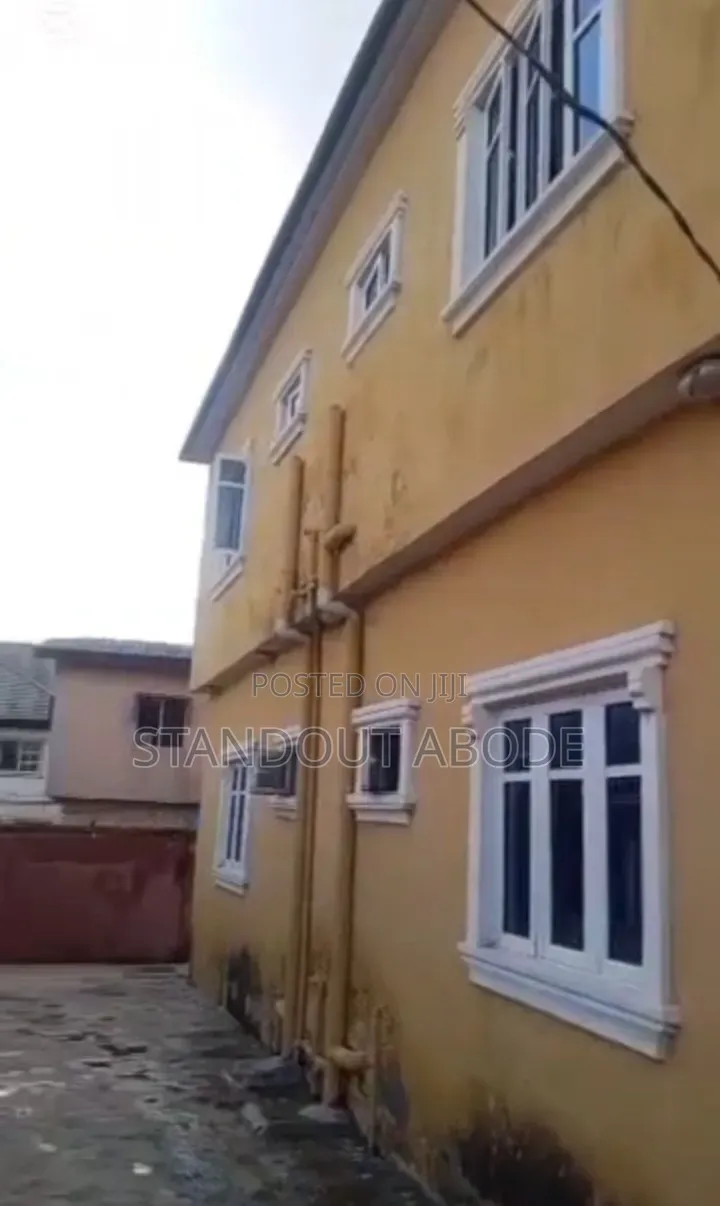2bdrm Block of Flats in In Good Location, Idimu for sale in Idimu