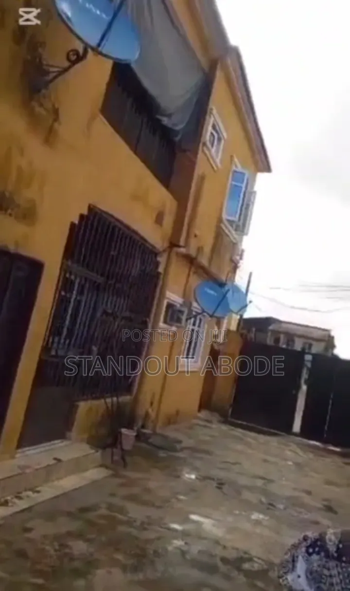2bdrm Block of Flats in In Good Location, Idimu for sale in Idimu