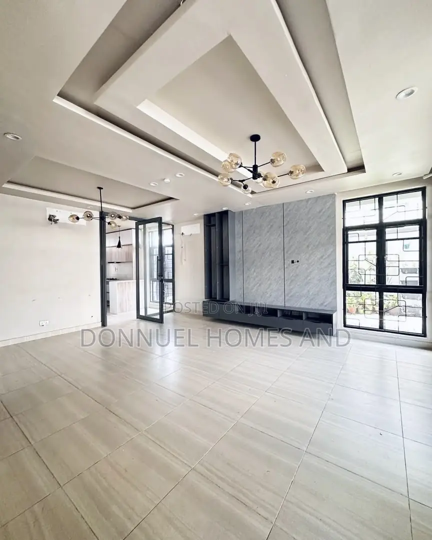 4bdrm Townhouse / Terrace in Lekki Phase 1 for rent in Lekki Phase 1