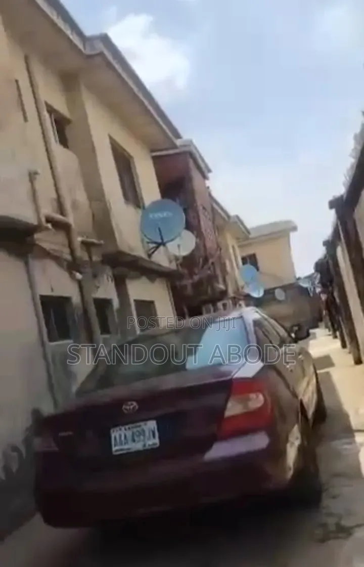 2bdrm Block of Flats in Prime Location, Shasha for sale in Shasha
