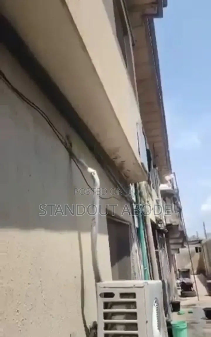 2bdrm Block of Flats in Prime Location, Shasha for sale in Shasha