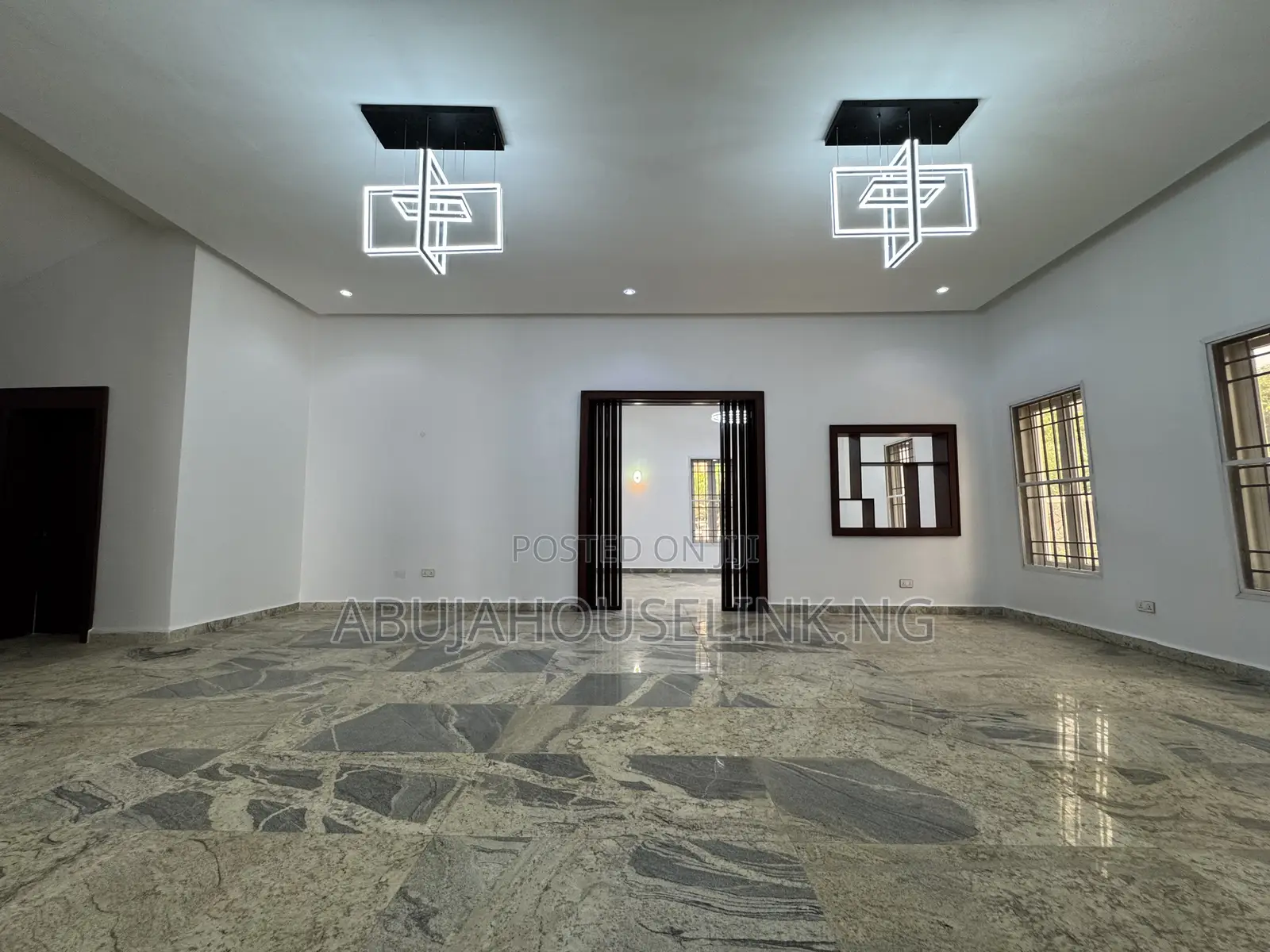 7bdrm Duplex in Efab Metropolis, Karsana for sale in Karsana