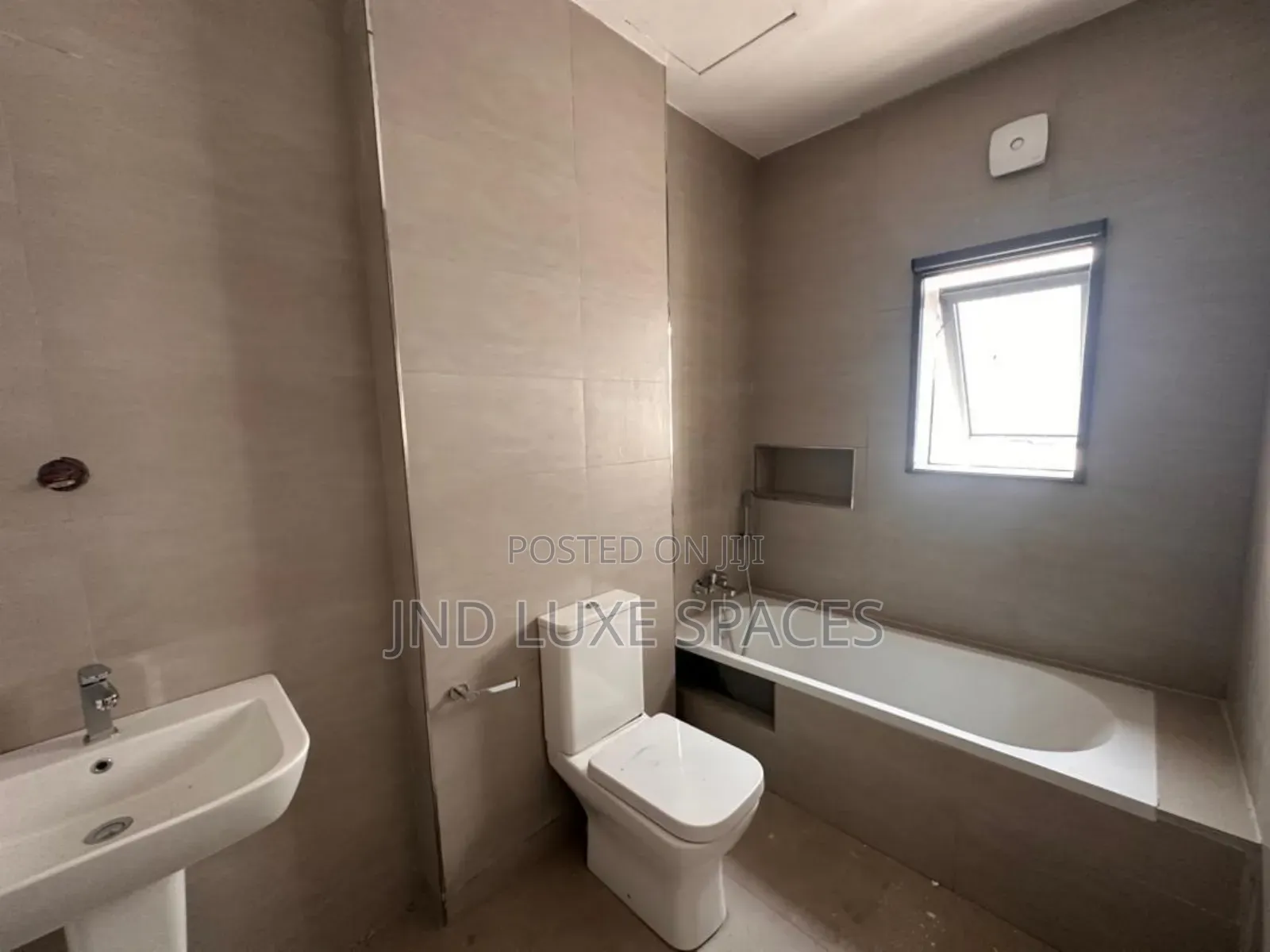 3bdrm Apartment in Ikate for rent in Ikate