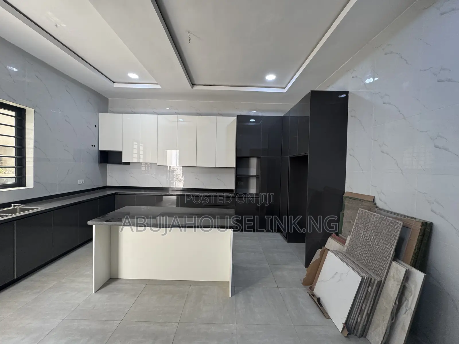 7bdrm Duplex in Efab Metropolis, Karsana for sale in Karsana