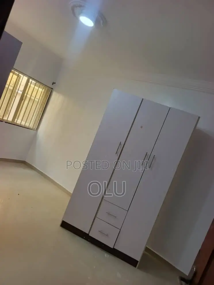 2bdrm Block of Flats in Alawaye Estate, Berger for rent in Berger
