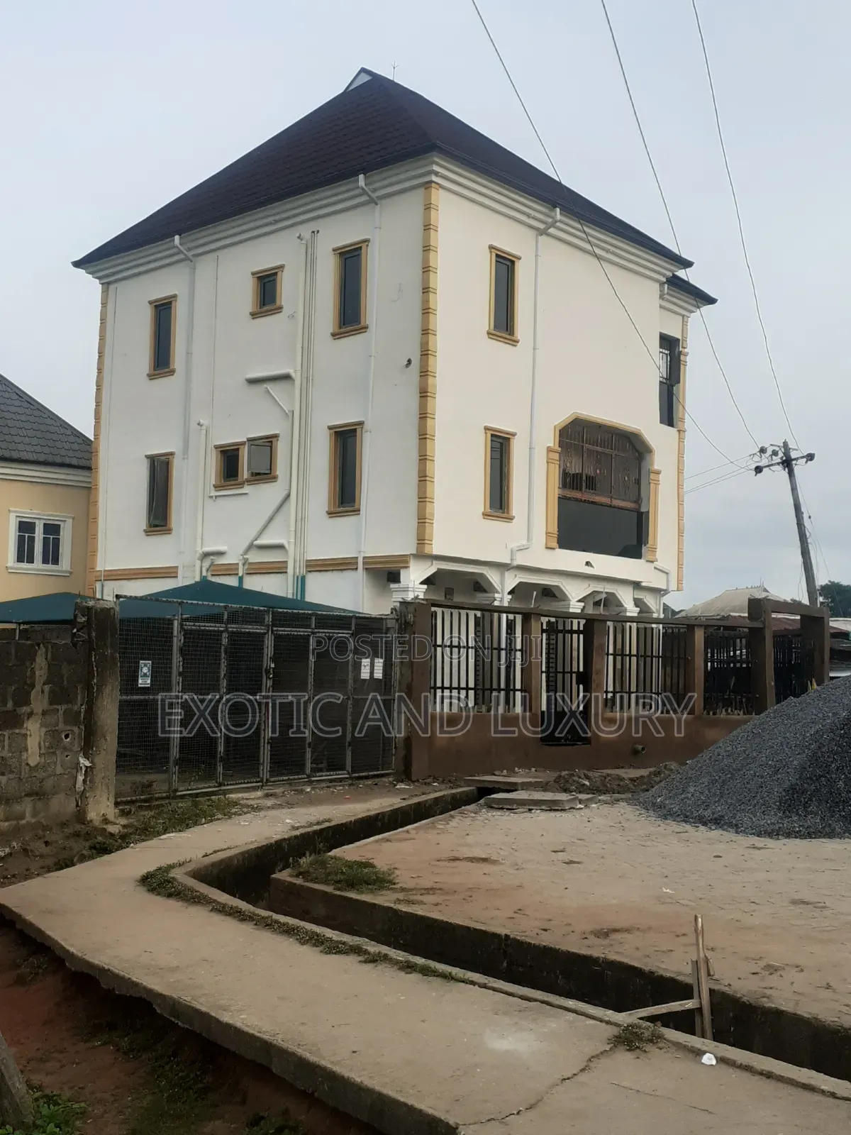 Furnished Mini Flat in Wide, Bariga / Shomolu for rent in Bariga / Shomolu