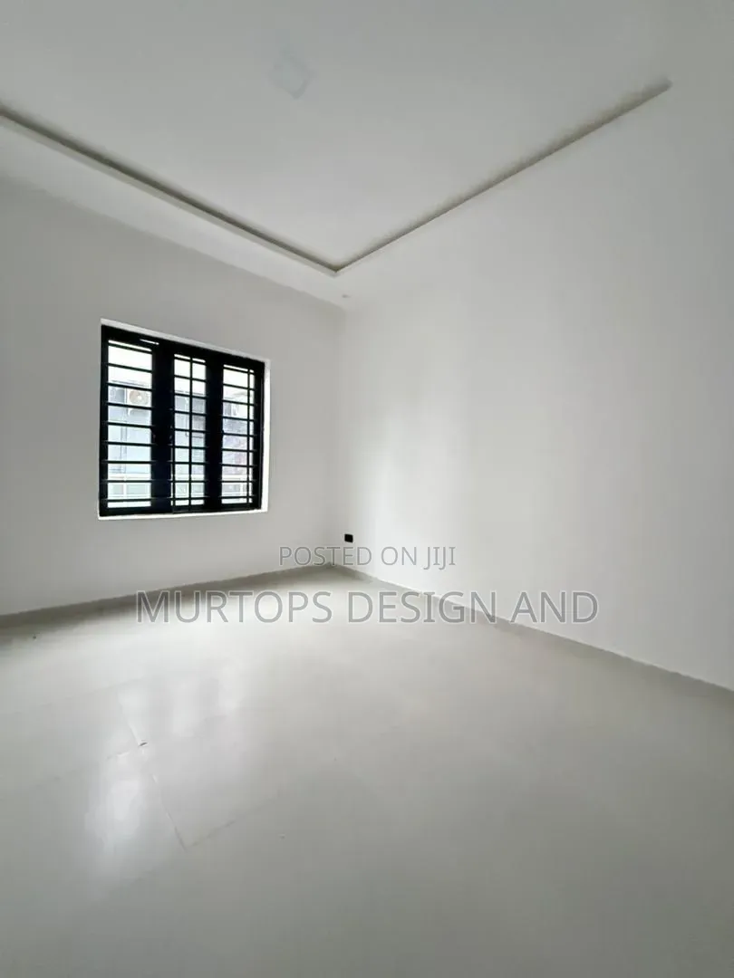 2bdrm Apartment in Lekki Phase 2 for sale in Lekki Phase 2