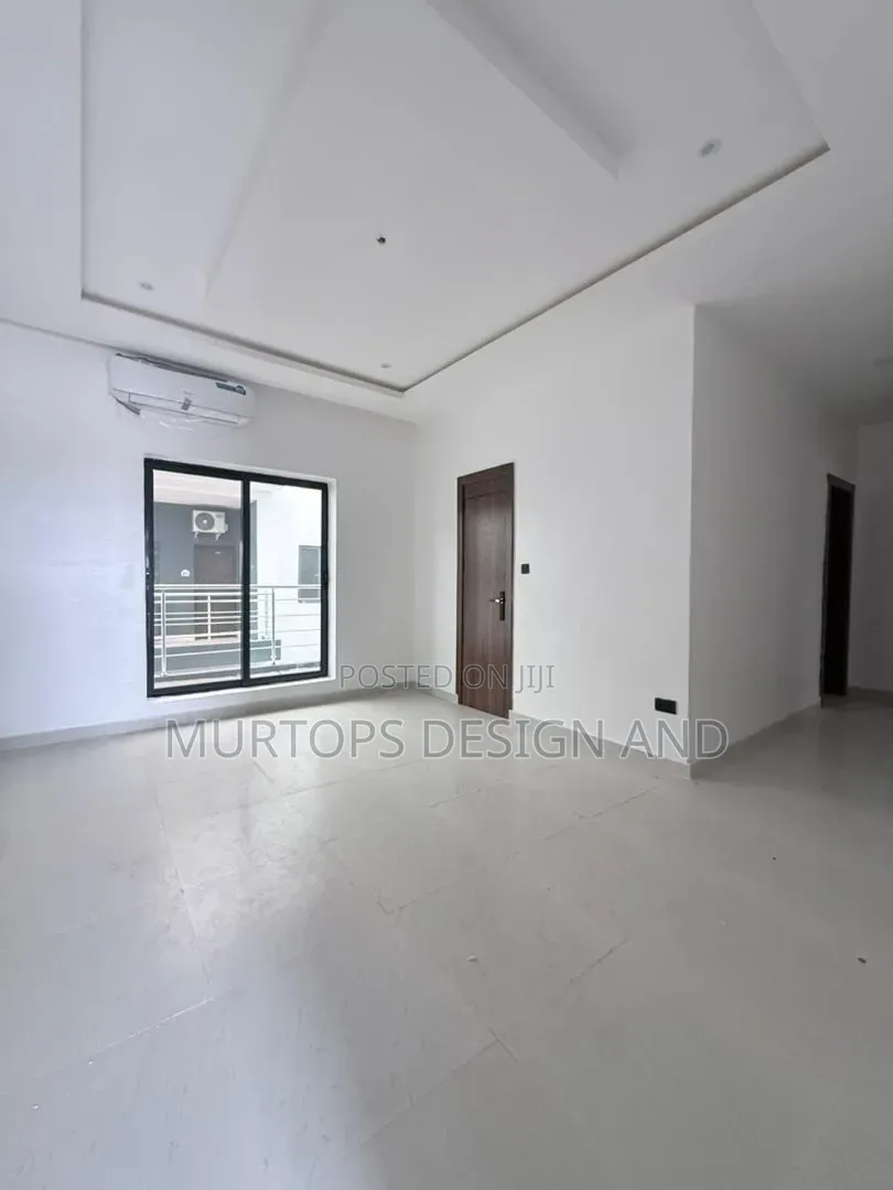 2bdrm Apartment in Lekki Phase 2 for sale in Lekki Phase 2