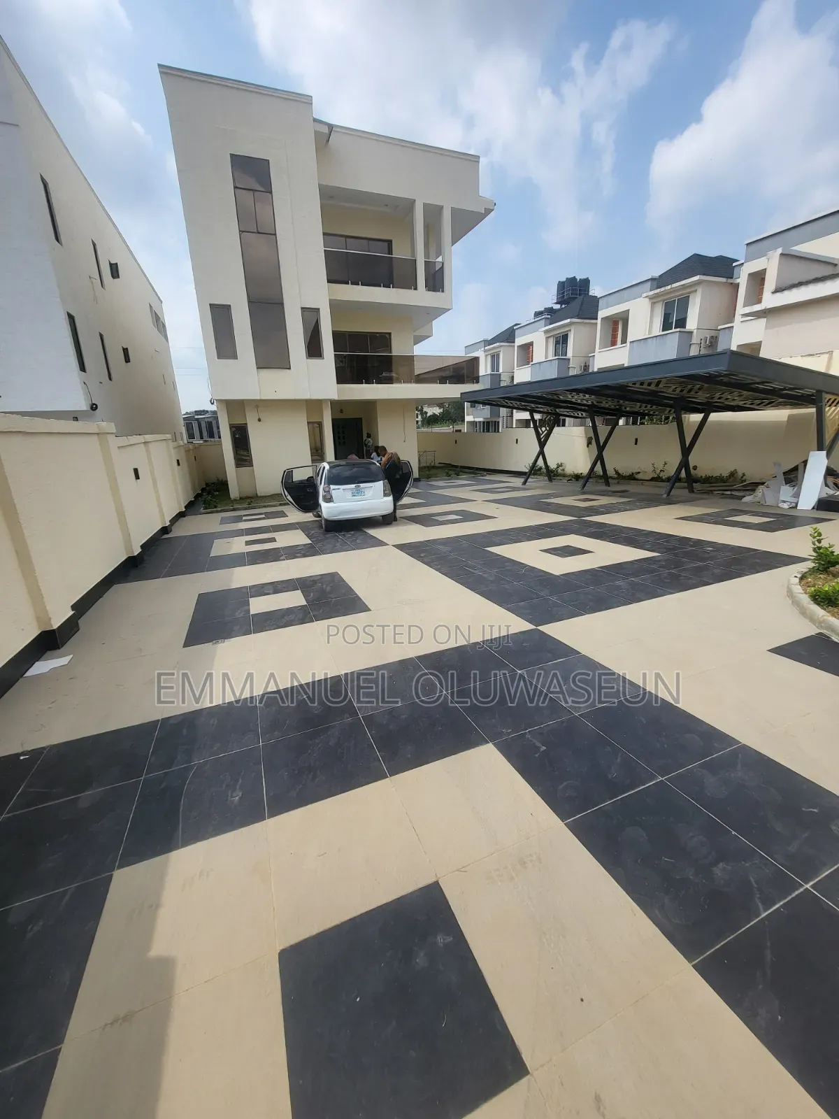 6bdrm Duplex in Guzape District for sale in Guzape District