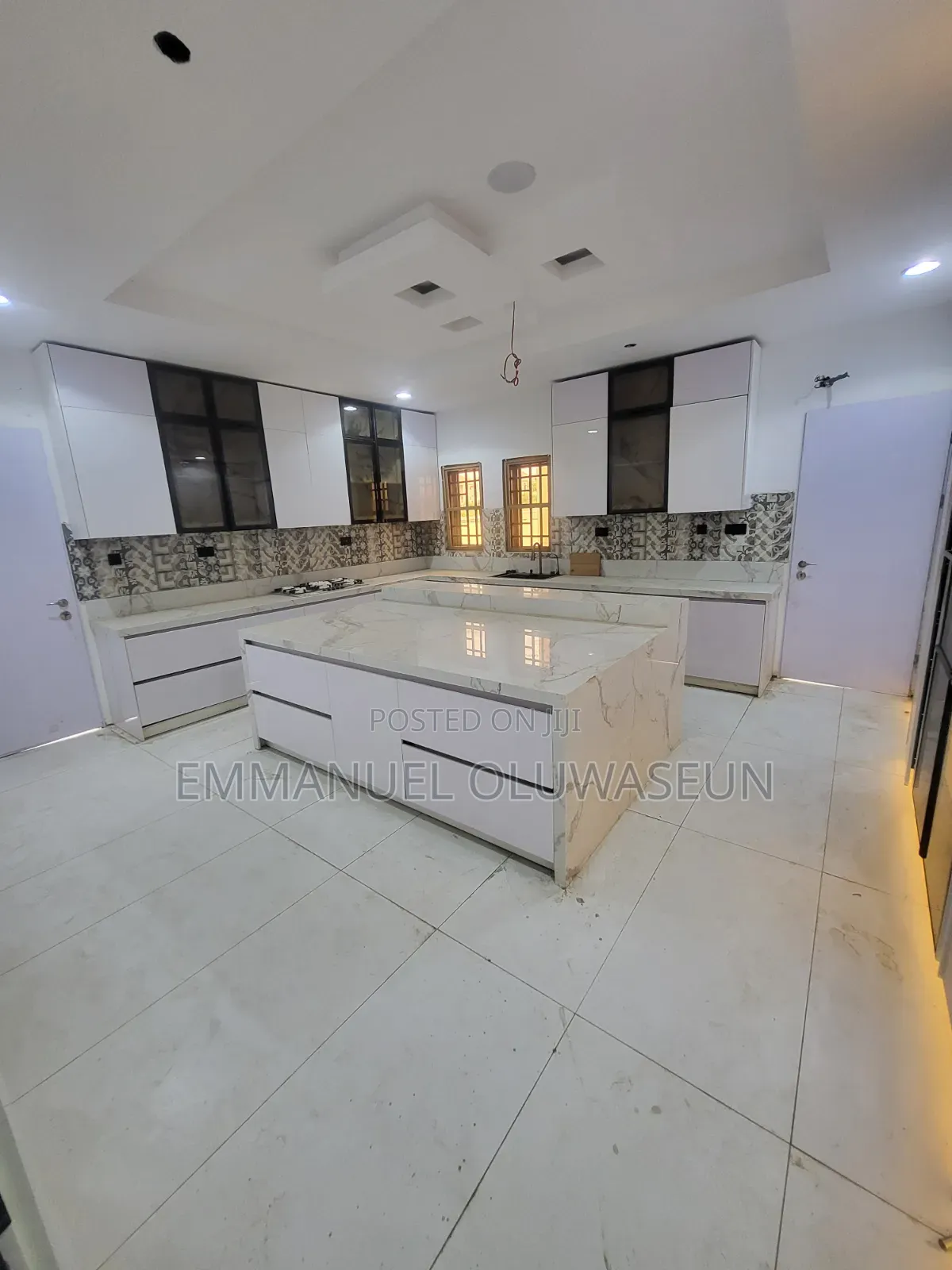 6bdrm Duplex in Guzape District for sale in Guzape District