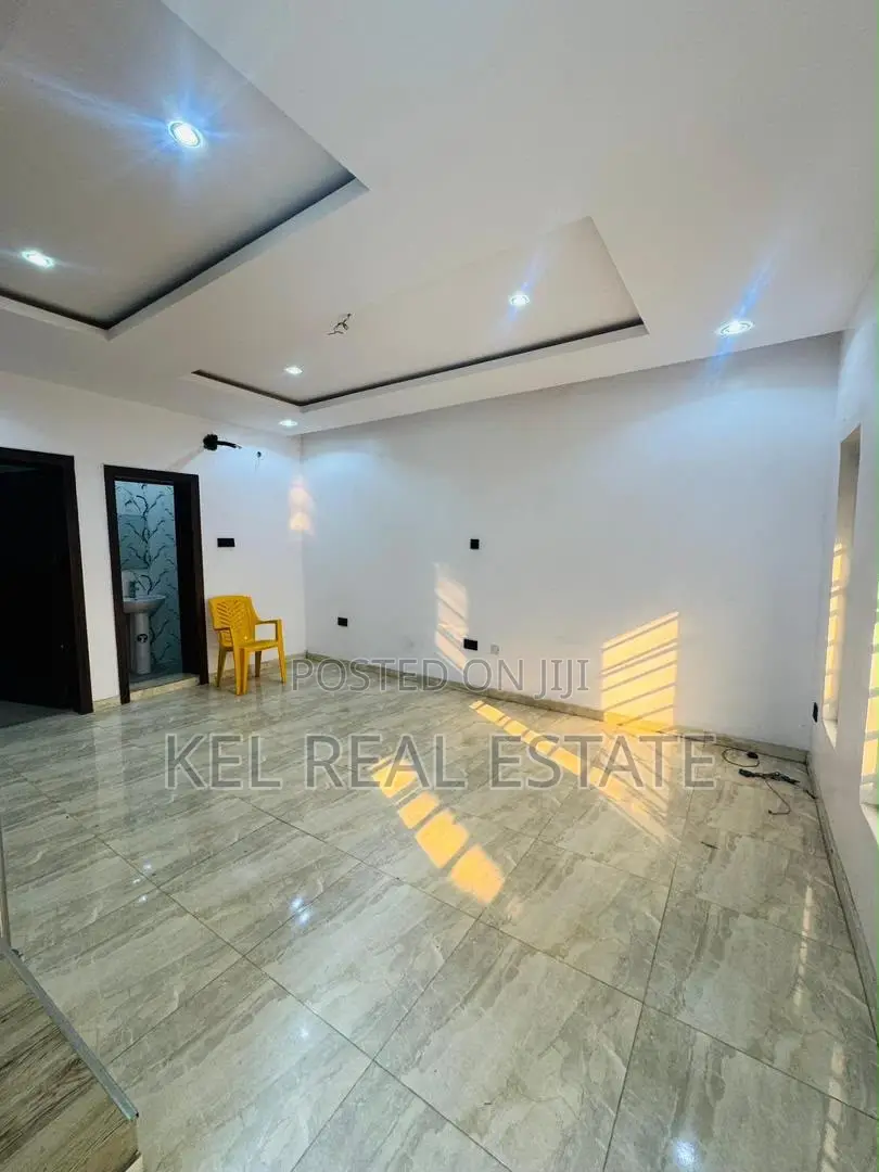 4bdrm Duplex in Gbagada for sale in Gbagada