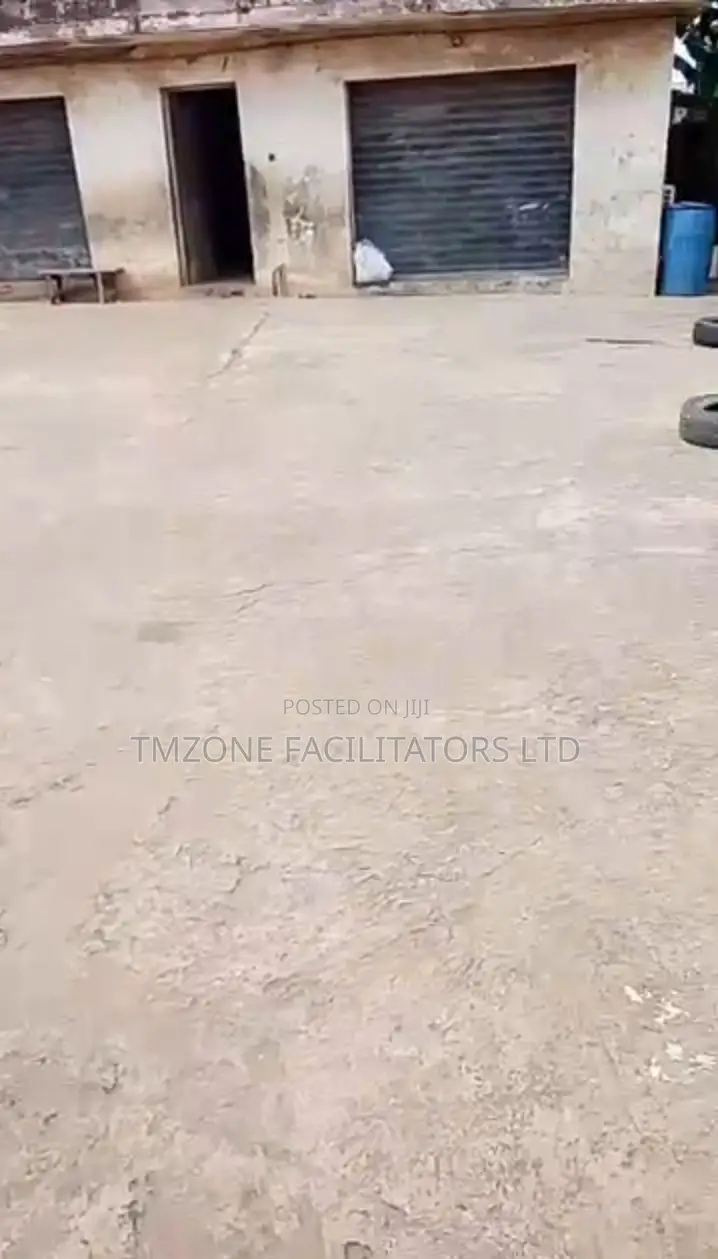 Furnished 3bdrm House in Ejigbo for sale in Ejigbo / Ejigbo