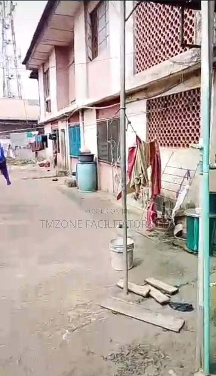 Furnished 3bdrm House in Ejigbo for sale in Ejigbo / Ejigbo