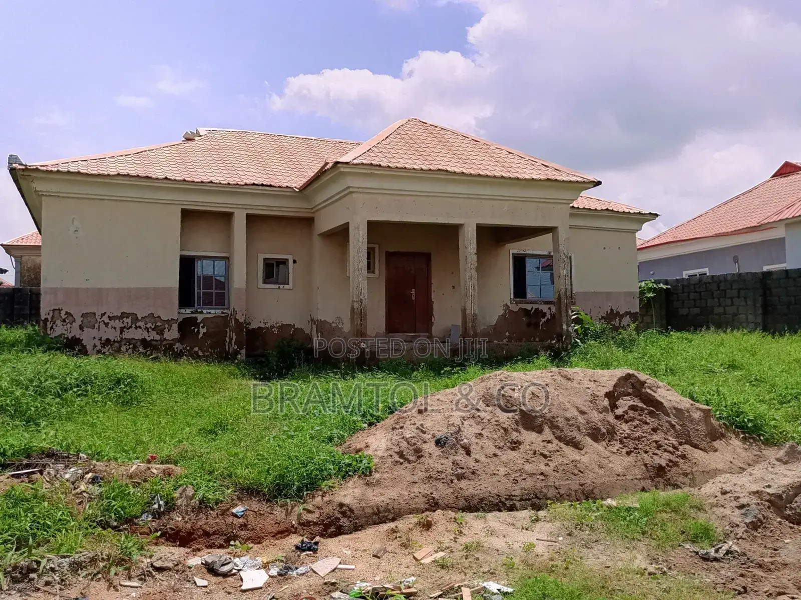 3bdrm Duplex in Jedo Estate, Sabon Lugbe for sale in Sabon Lugbe