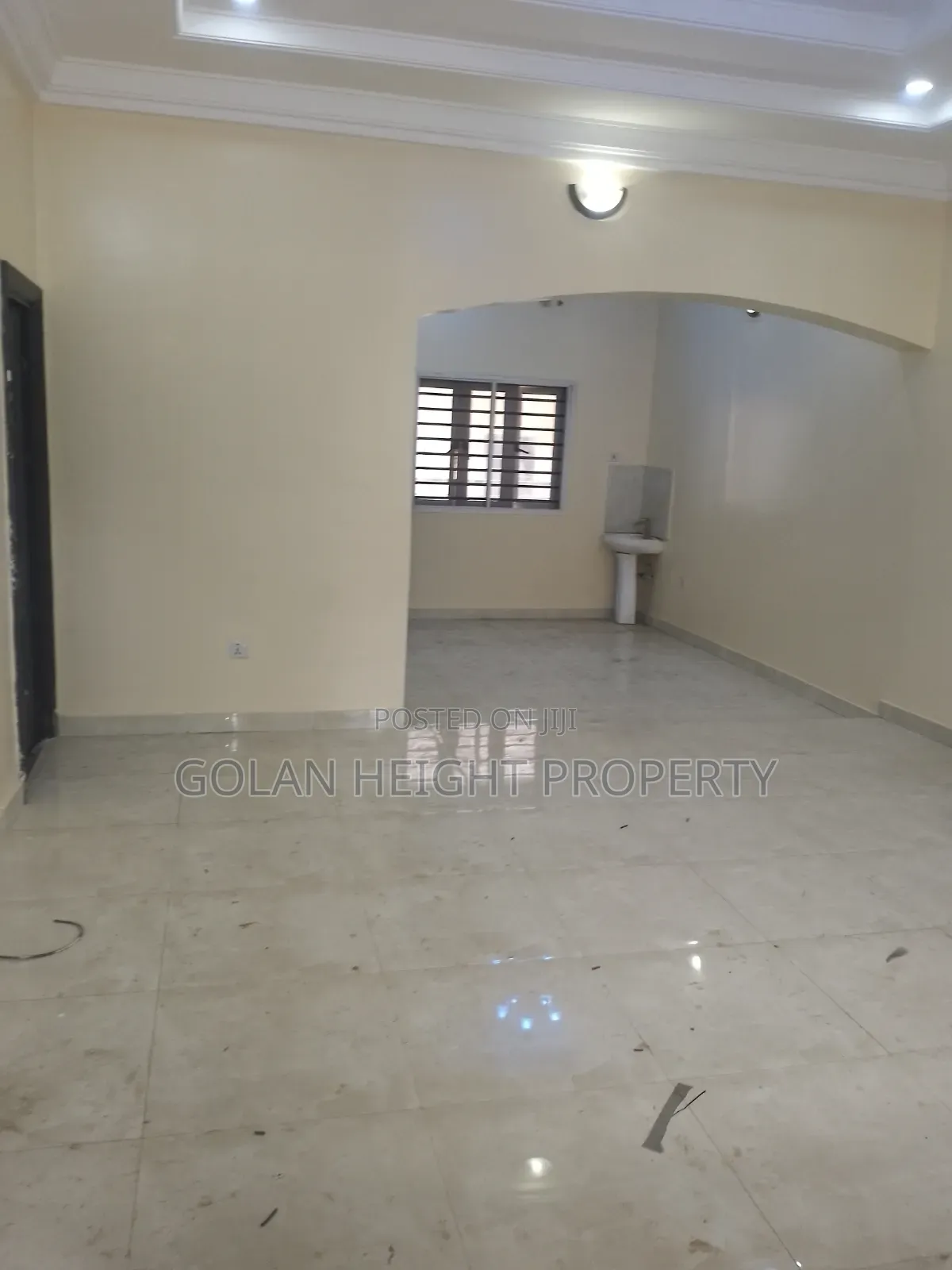 3bdrm Block of Flats in Gwarinpa Estate, Bunkoro for rent in Bunkoro