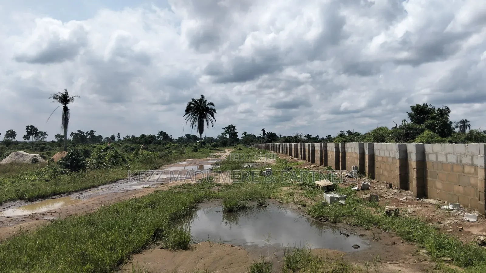 For Sale : Water Front Trans Woji Port Harcourt in Woji