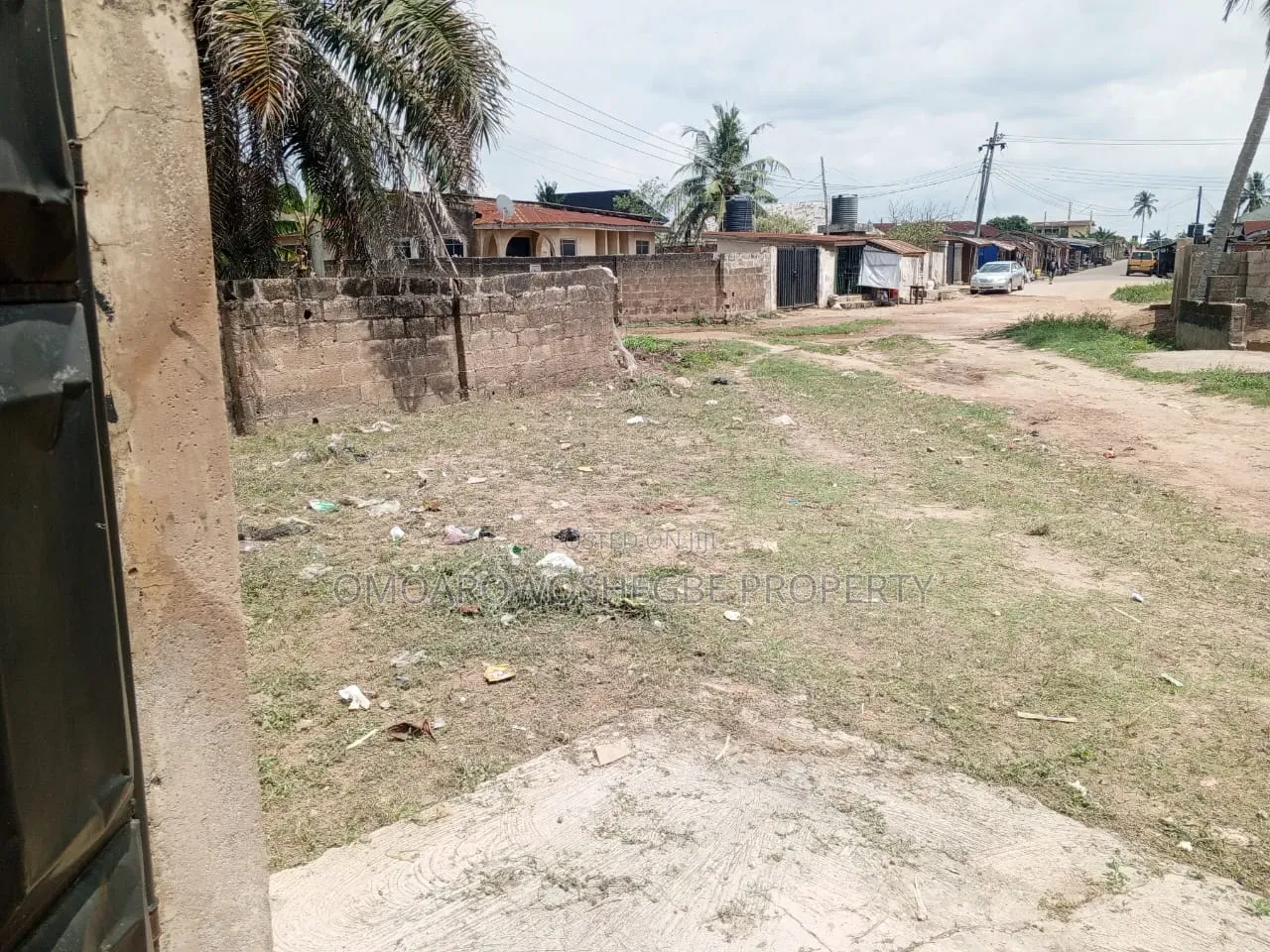 Furnished 4bdrm Bungalow in Iremide Quarters, Akure for sale in Akure