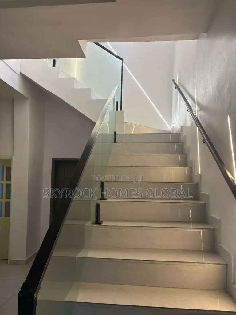Furnished 4bdrm Duplex in Thomas Estate for rent in Thomas Estate