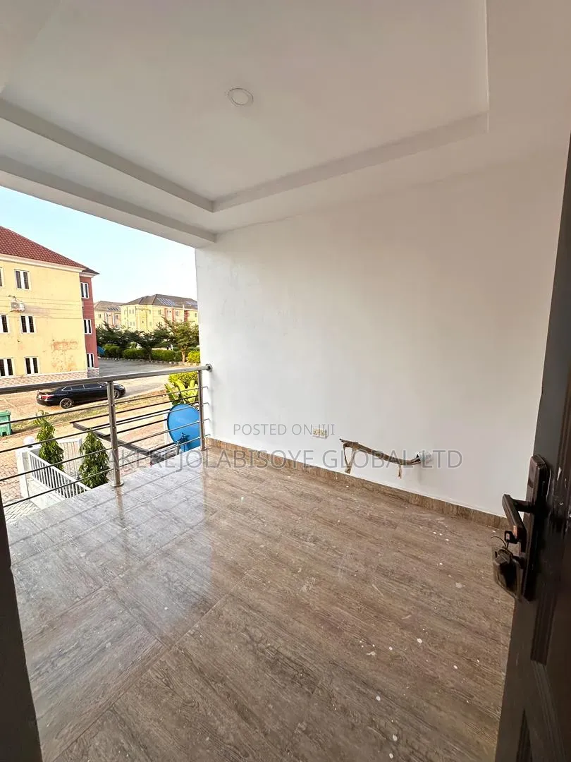 4bdrm Duplex in In An Estate, Life Camp for rent in Life Camp