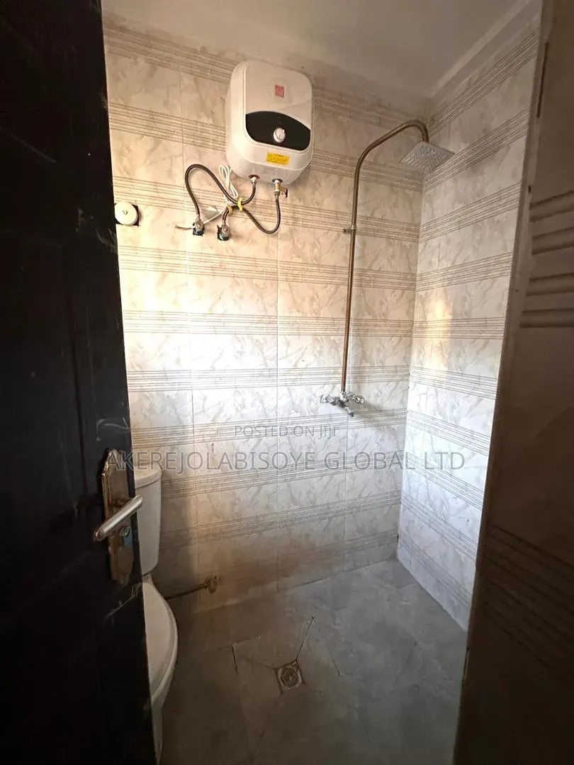4bdrm Duplex in In An Estate, Life Camp for rent in Life Camp