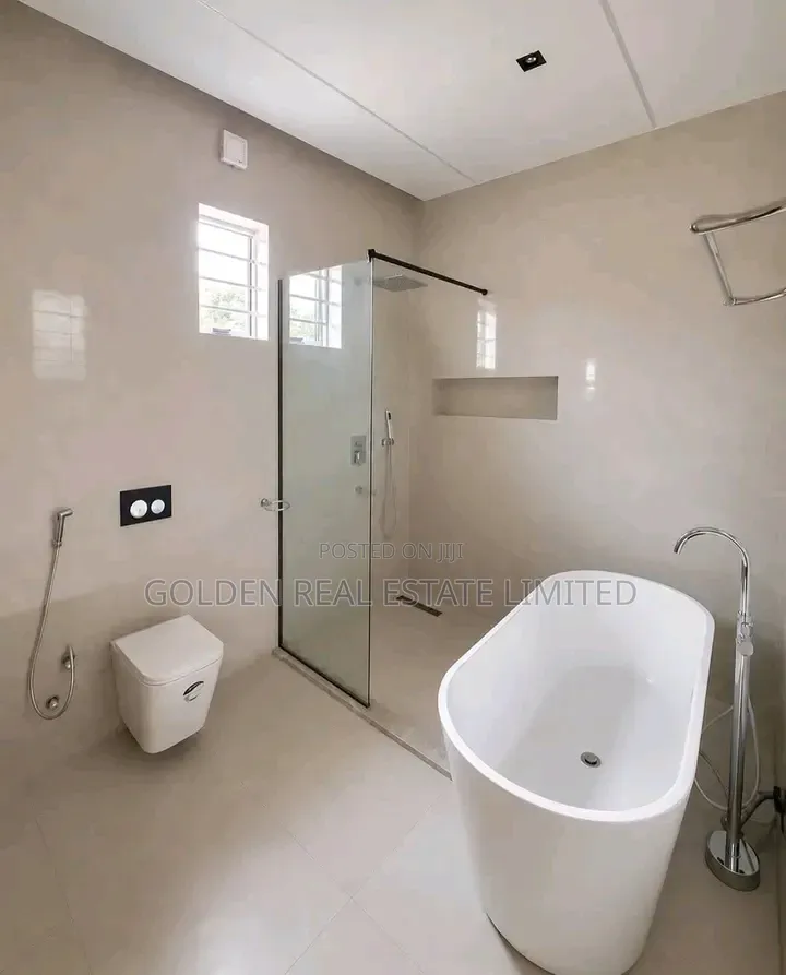 4bdrm Duplex in Dawaki for sale in Dawaki