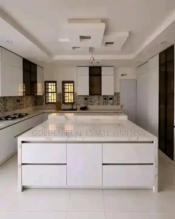 5bdrm Duplex in Guzape District for sale in Guzape District