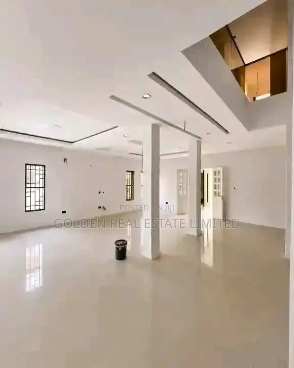 5bdrm Duplex in Guzape District for sale in Guzape District