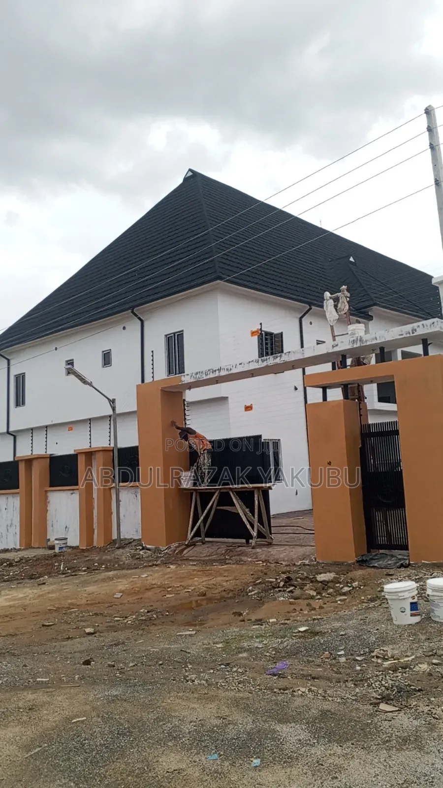 2bdrm Block of Flats in Nil, Sabon Lugbe for rent in Sabon Lugbe