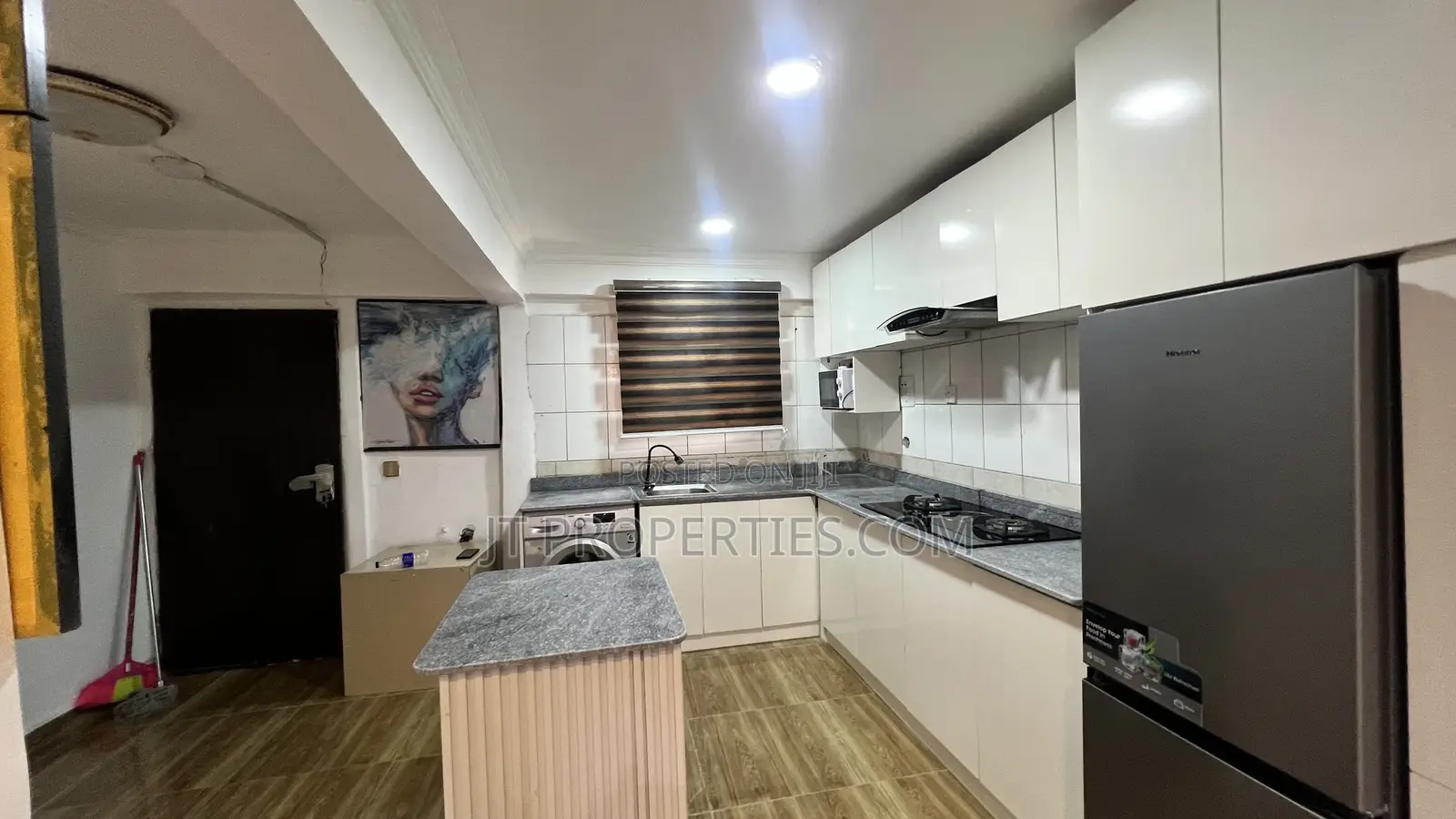 Beautifully Designed 2bed Wuse 2 in Wuse 2