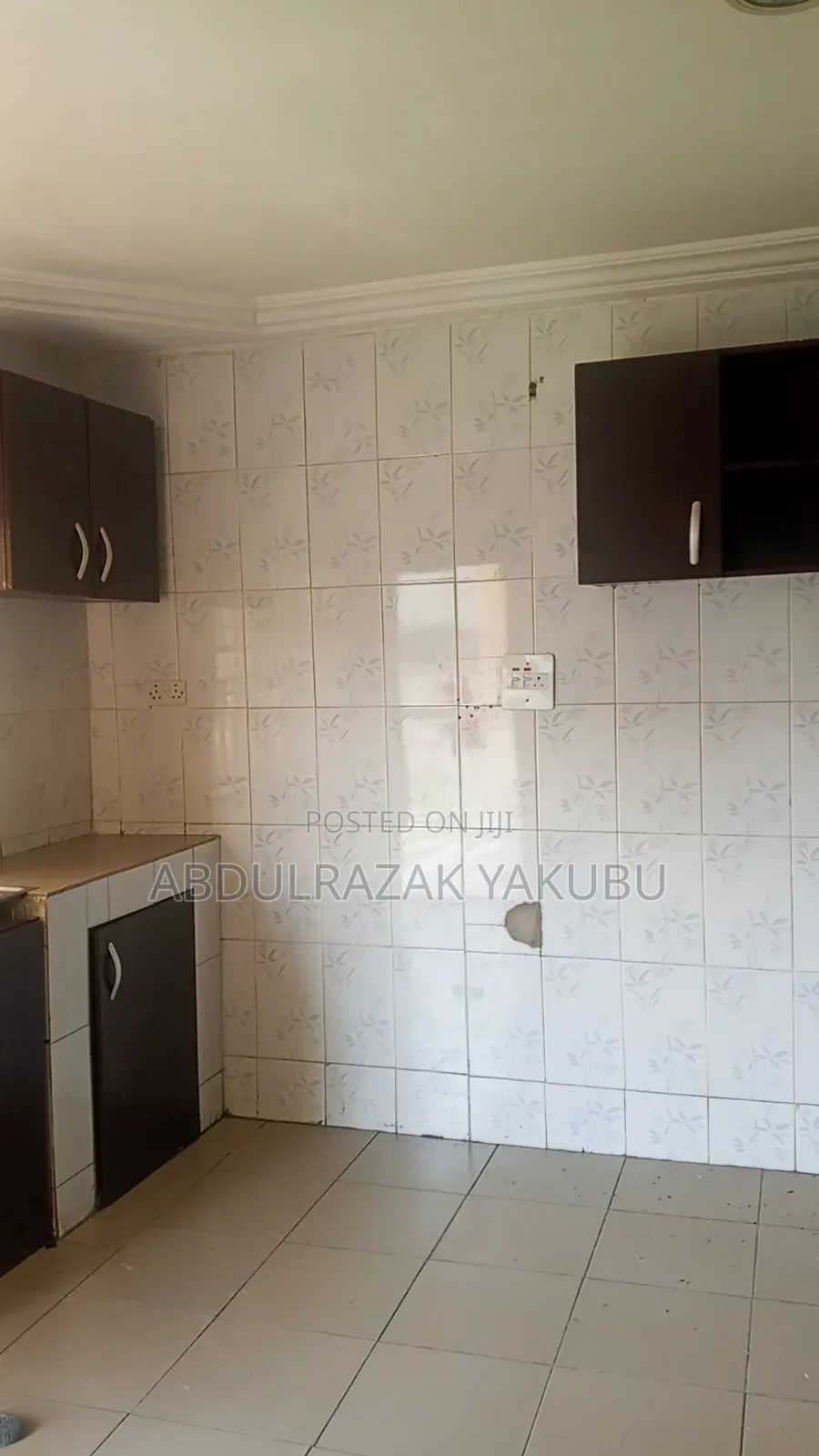 3bdrm Block of Flats in Sunnyside Homes, Sabon Lugbe for rent in Sabon Lugbe