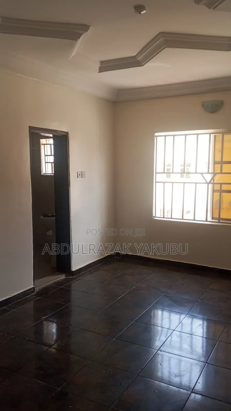 3bdrm Block of Flats in Sunnyside Homes, Sabon Lugbe for rent in Sabon Lugbe