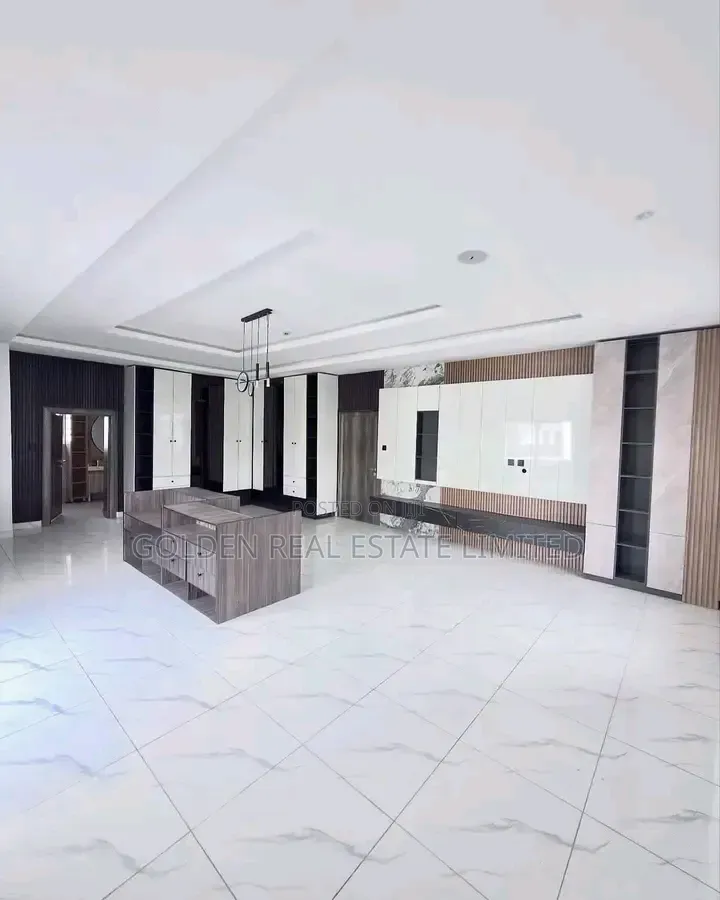 6bdrm Duplex in Katampe Extension for sale in Katampe Extension