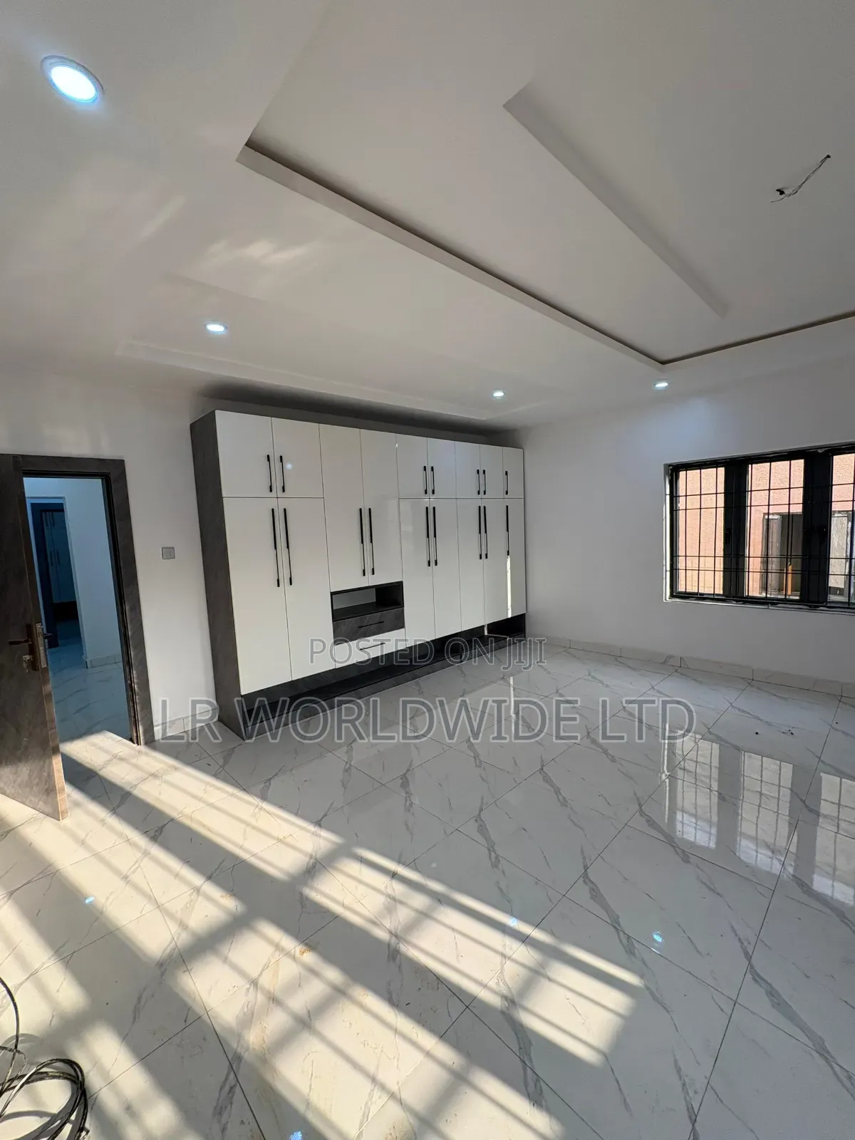 5bdrm Duplex in Paradise, Life Camp for sale in Life Camp