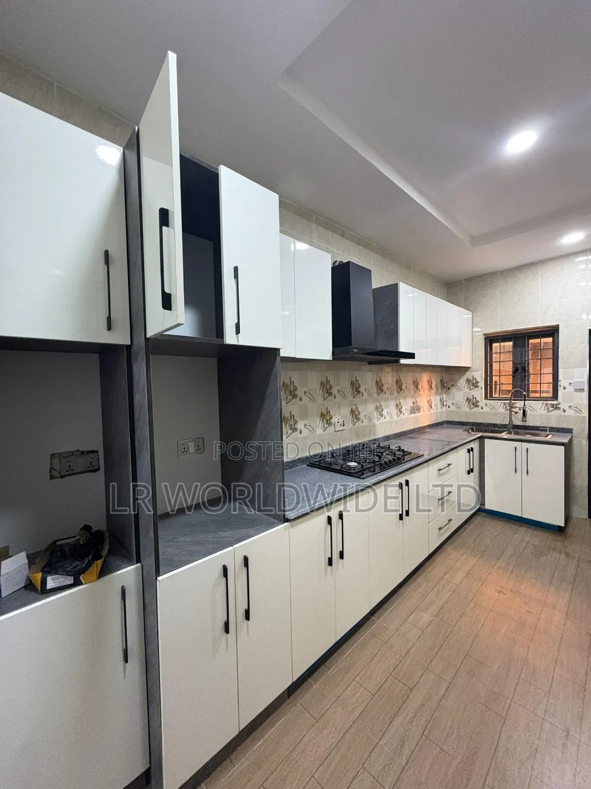 5bdrm Duplex in Paradise, Life Camp for sale in Life Camp