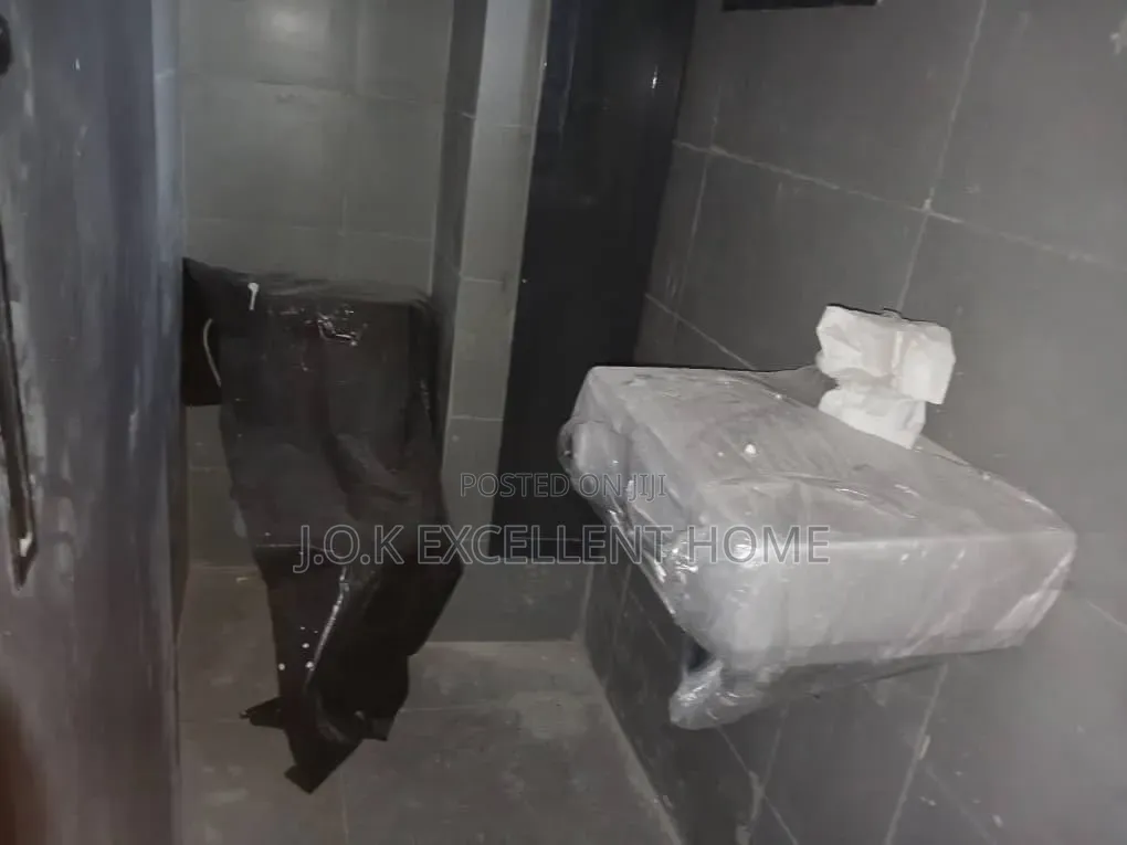 2bdrm Block of Flats in Ilasan for rent in Ilasan