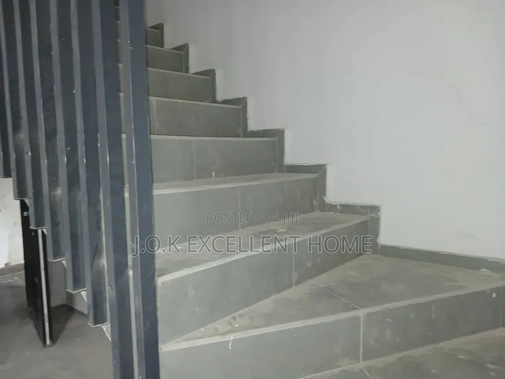 2bdrm Block of Flats in Ilasan for rent in Ilasan