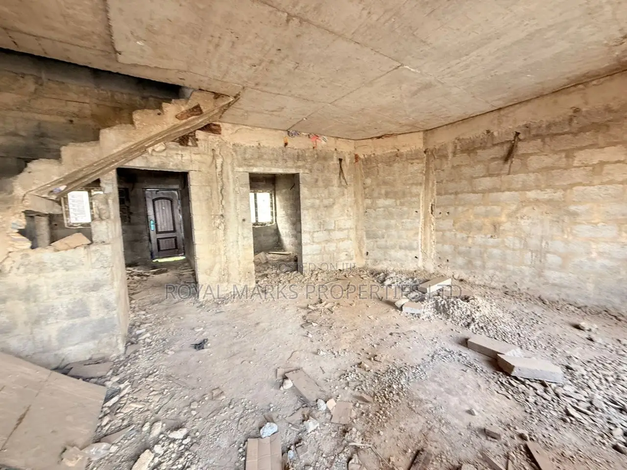 4bdrm Duplex in Dakwo District for sale in Dakwo District