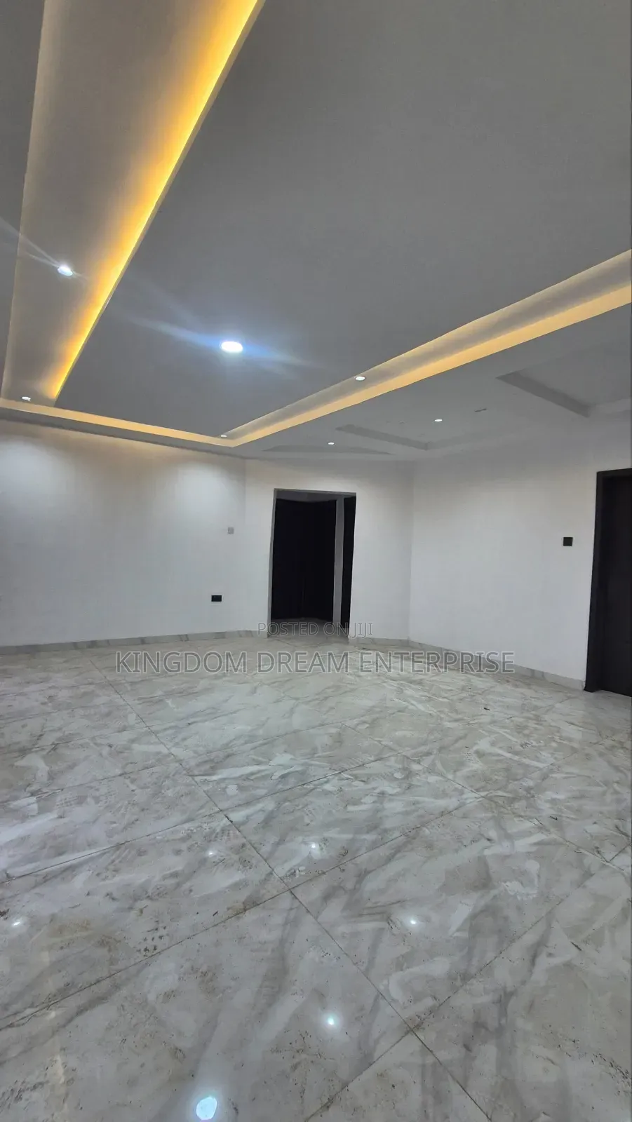 5 Units of 3 Bedroom Flat Office Use Anthony Village Maryland Lagos in Anthony Village