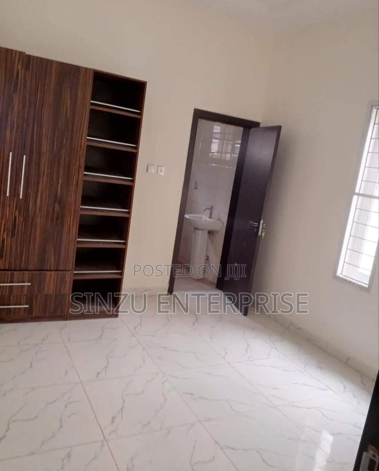 1bdrm Shared Apartment in Chevron for rent in Chevron