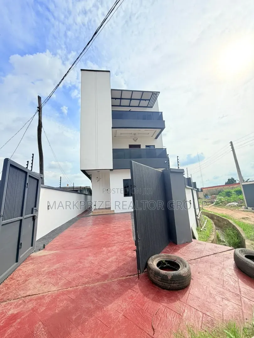 4bdrm Duplex in Oko Oba Agege for sale in Oko-Oba