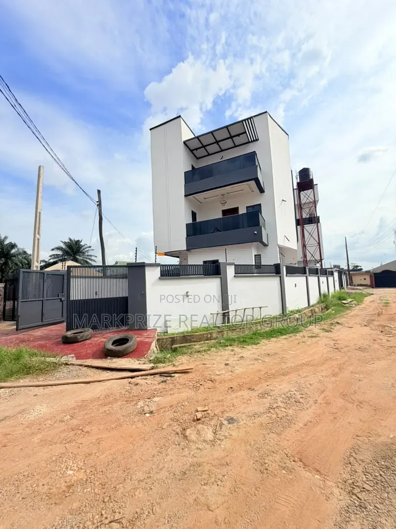 4bdrm Duplex in Oko Oba Agege for sale in Oko-Oba