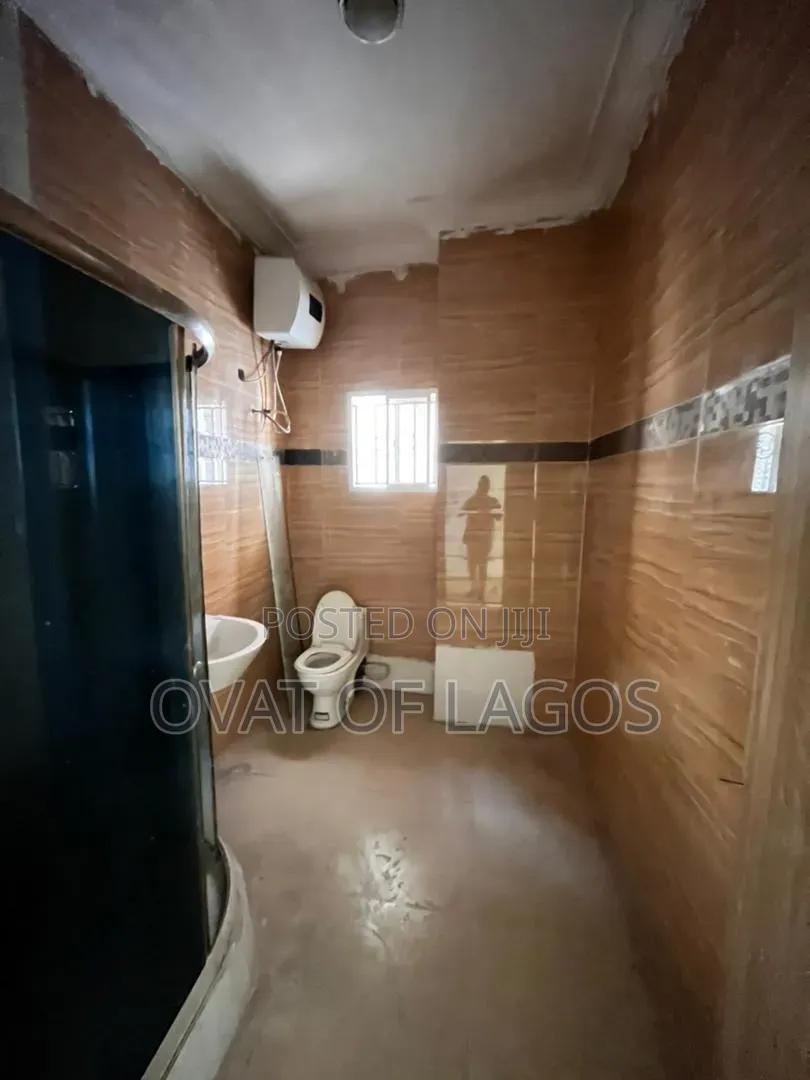 5bdrm Duplex in Chevron Alternative for sale in Chevron