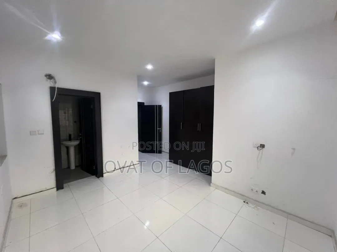 2bdrm Apartment in Ologolo for sale in Ologolo