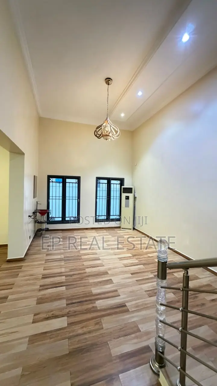 5bdrm House in Guzape District for sale in Guzape District