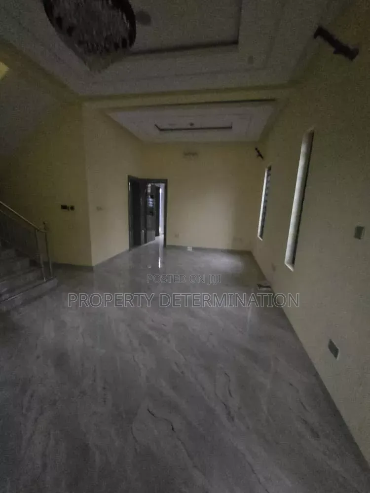 4bdrm Duplex in Omole Phase 2 for rent in Omole Phase 2