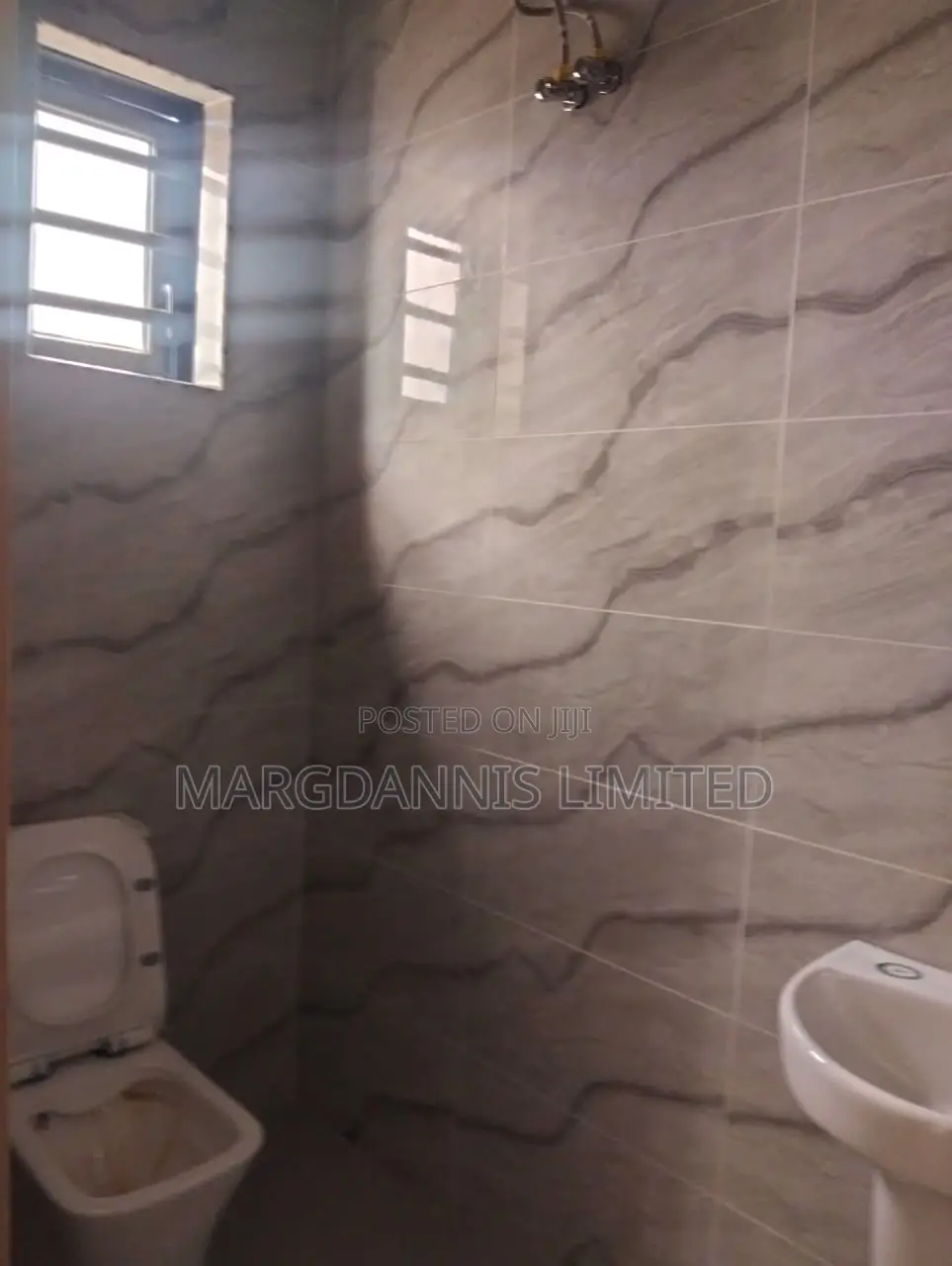 4bdrm Duplex in Alaka for sale in Alaka Estate